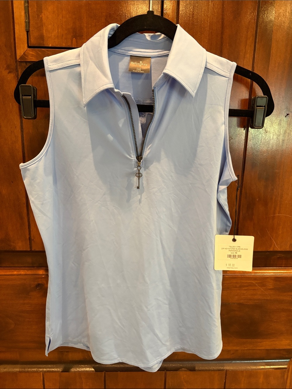 ⛳️ NWT Sleeveless Zip Polo Periwinkle Top